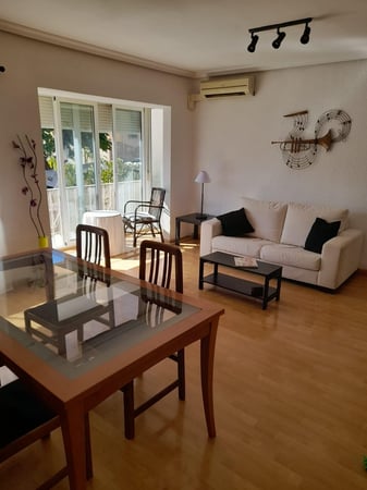 Apartment in Alicante - view 1