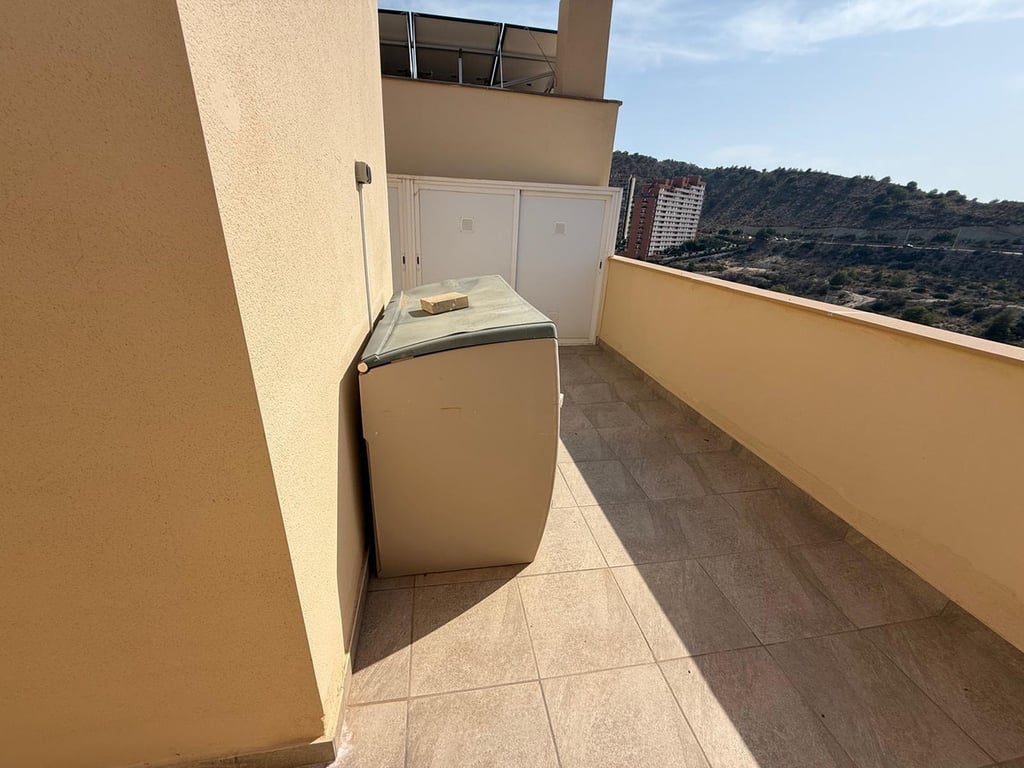 Apartment in Villajoyosa - Image 4