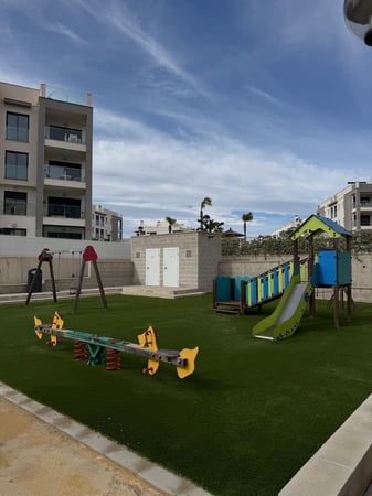 Apartment in Villamartin - view 1