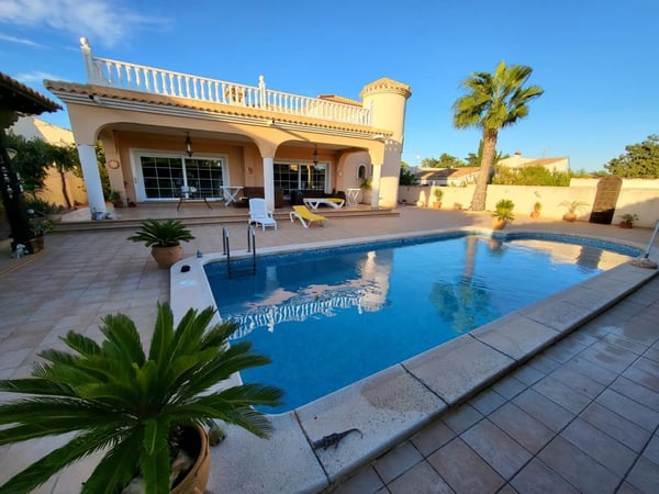 Villa in Playa Flamenca - view 1