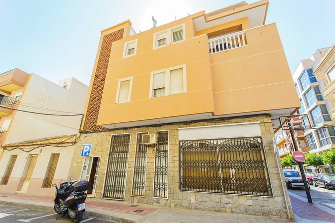 Apartment in Guardamar del Segura - view 1
