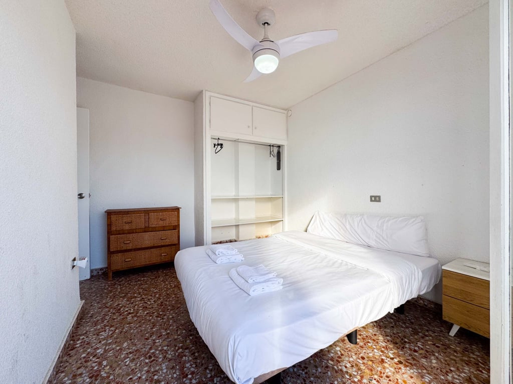 Apartment in Torrelamata - Image 2