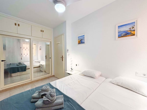 Apartment in San Miguel de Salinas - view 1