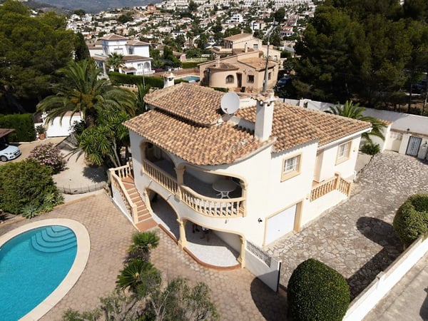 Villa in Calp - view 1