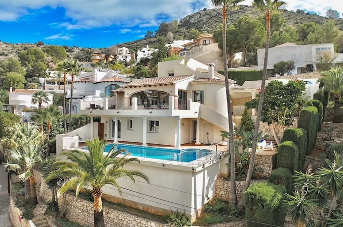 Villa in Moraira - view 1