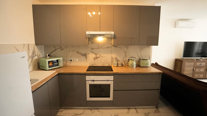 Apartment in Molins - view 1