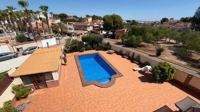 Villa in Torrevieja - view 1