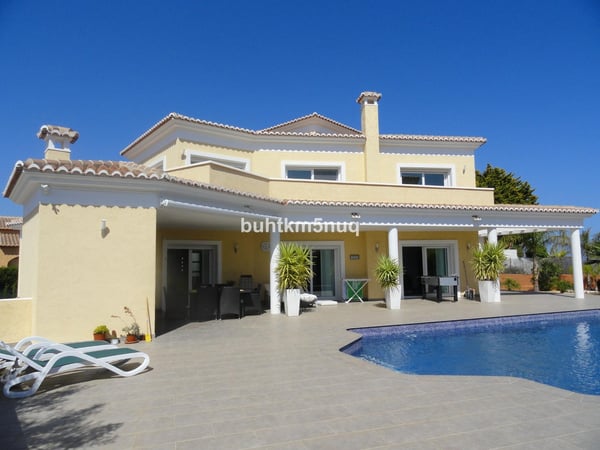 Villa in Calp - view 1