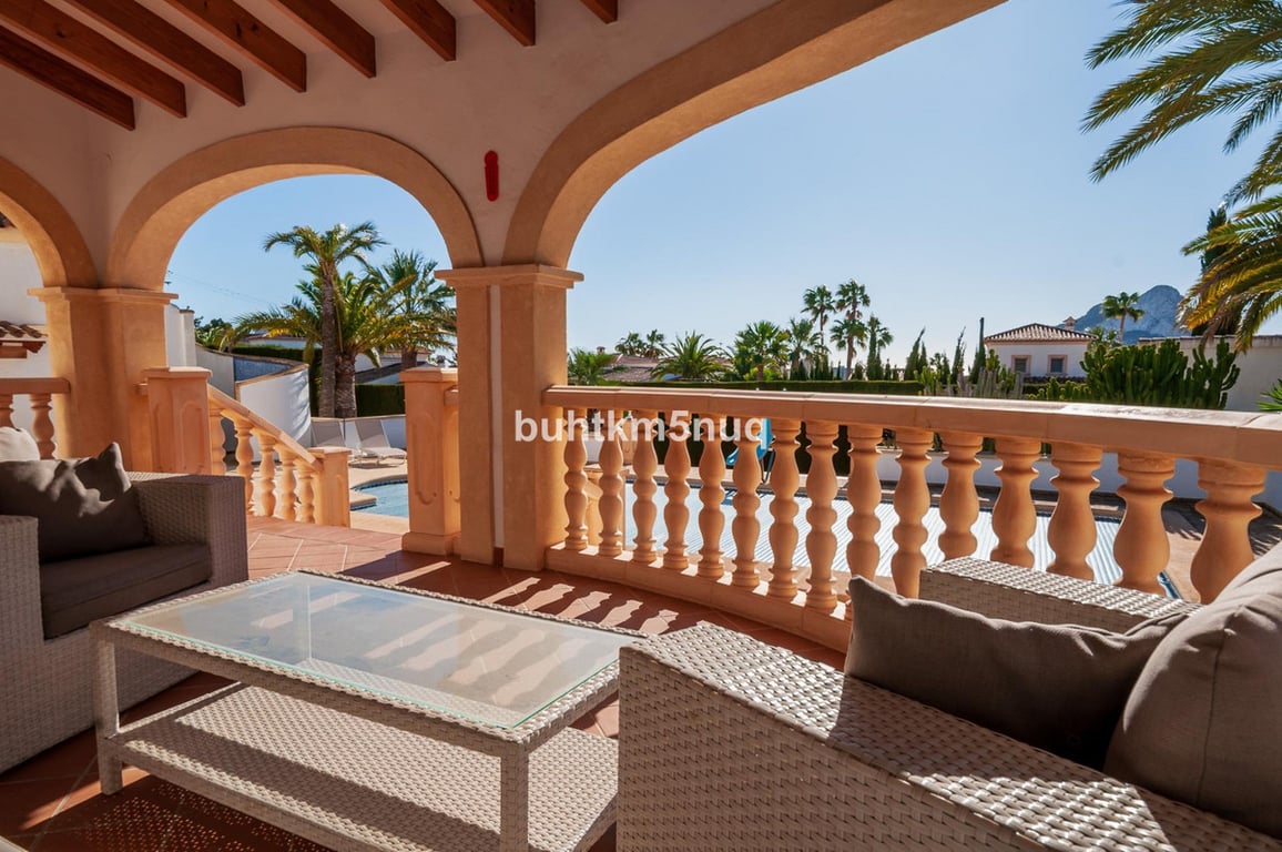 Villa in Calp - Image 2