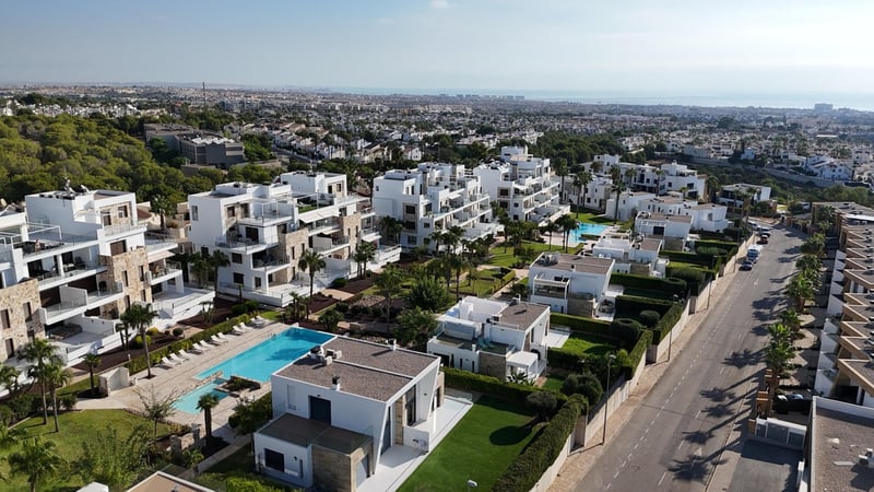 Villa in Los Dolses - view 1