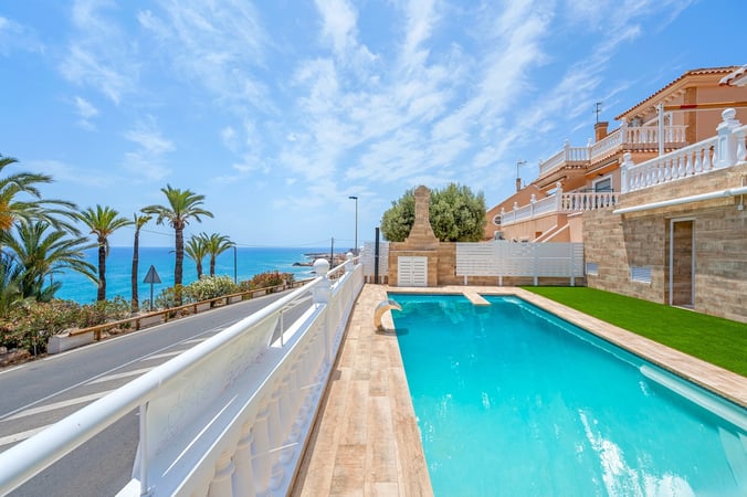 Villa in Torrevieja - view 1