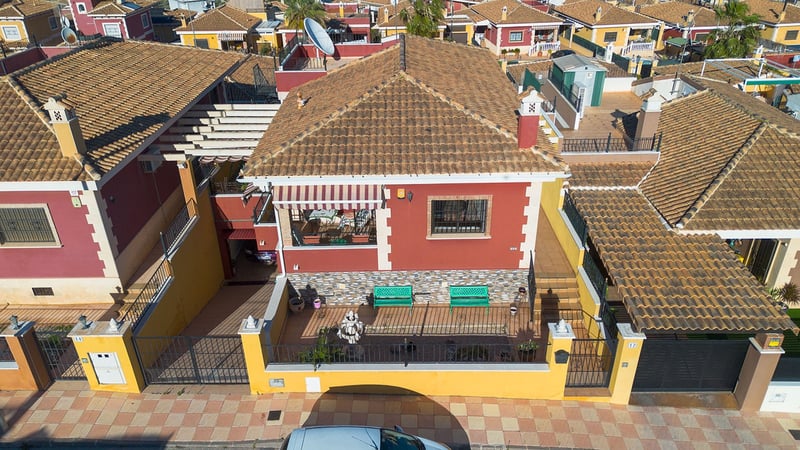 Villa in Bigastro - view 1