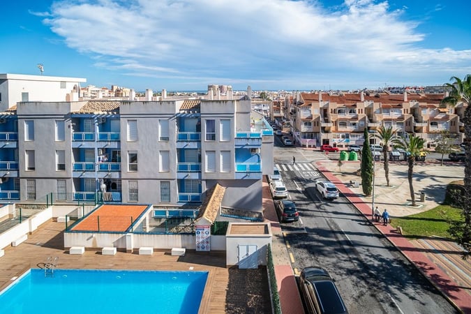 Apartment in Torrevieja - view 1