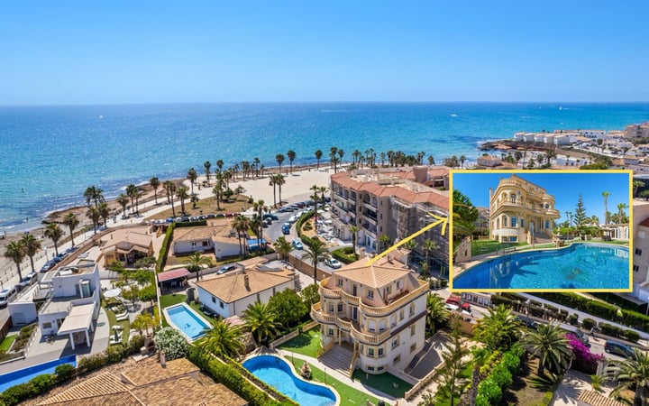 Villa in Playa Flamenca - view 1