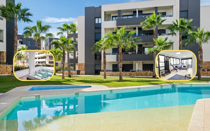 Apartment in Residencia los Altos - view 1