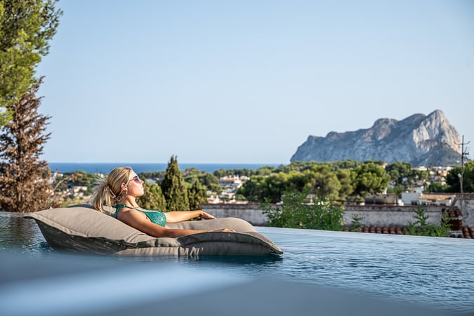 Villa in La Fustera - view 1