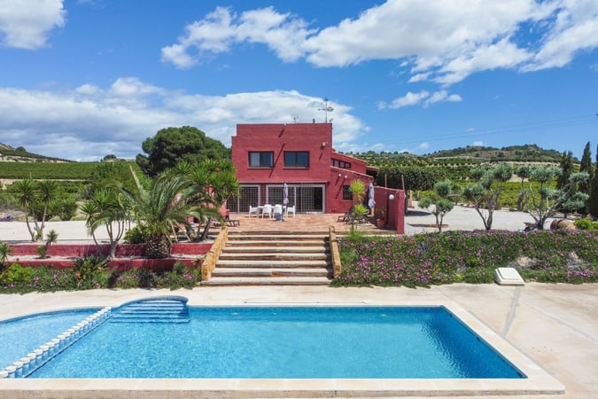 Villa in San Miguel de Salinas - view 1
