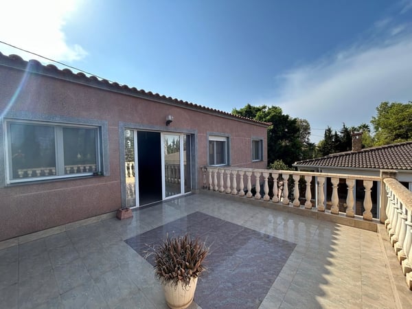 Villa in La Marina - view 1