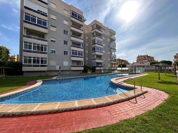 Apartment in Torrevieja - view 1