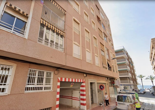 Apartment in Torrevieja - view 1