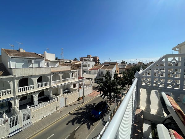 House in Mil Palmeras - view 1