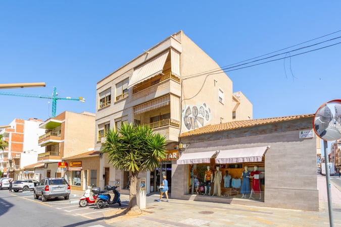 Apartment in Torrevieja - view 1