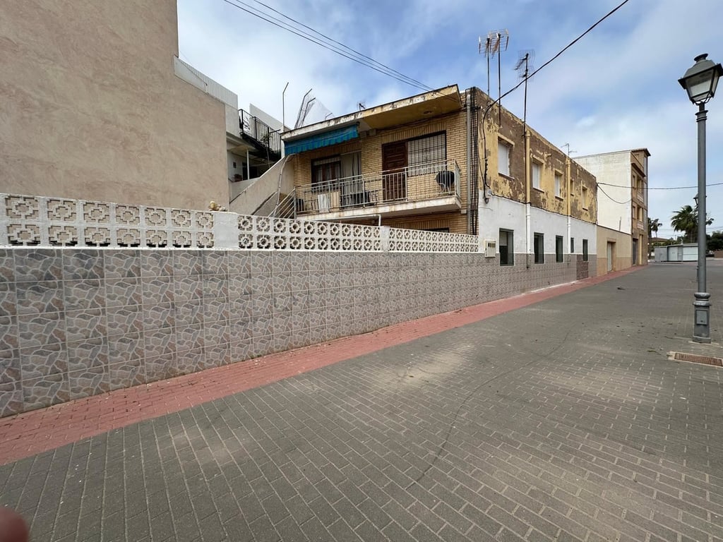 Apartment in Los Alcazares - Image 2