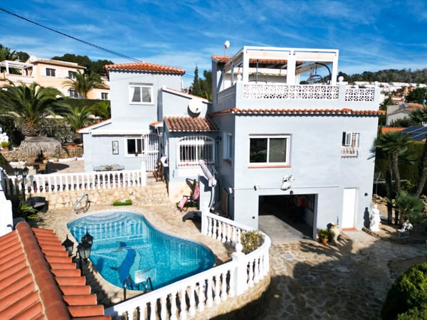 Villa in Calp - view 1