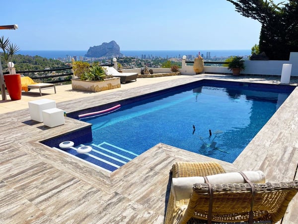Villa in Calp - view 1