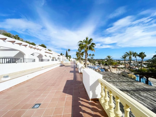 Villa in Calp - view 1