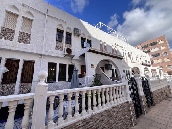 House in Torrelamata - view 1