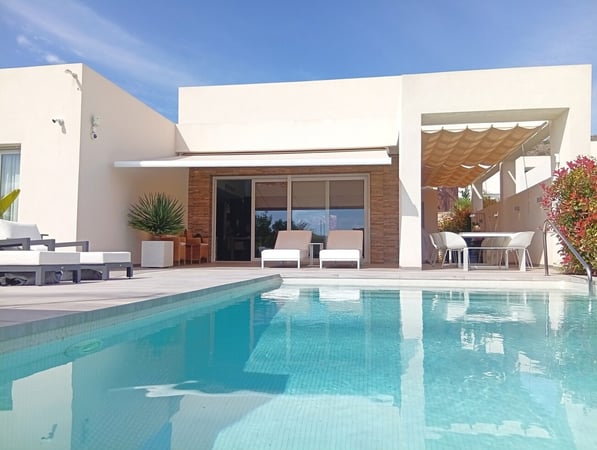 Villa in Algorfa - view 1