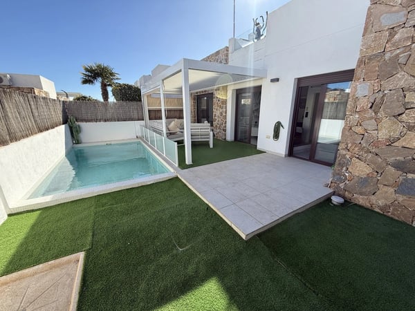 Villa in Cabo Roig - view 1