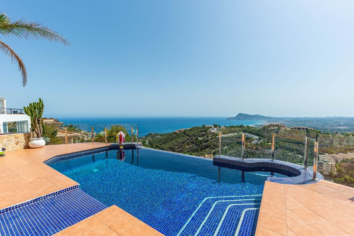 Villa in Altea la Vella - Image 2