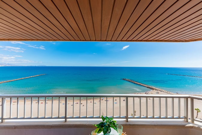 Apartment in El Campello - view 1