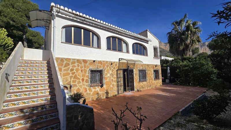 Villa in Denia - view 1