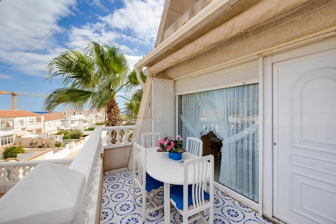 Apartment in Torrelamata - view 1