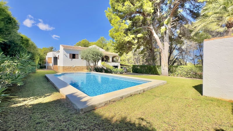 Villa in Javea - view 1