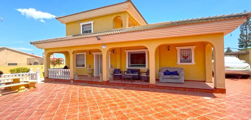 Villa in Torrevieja - view 1