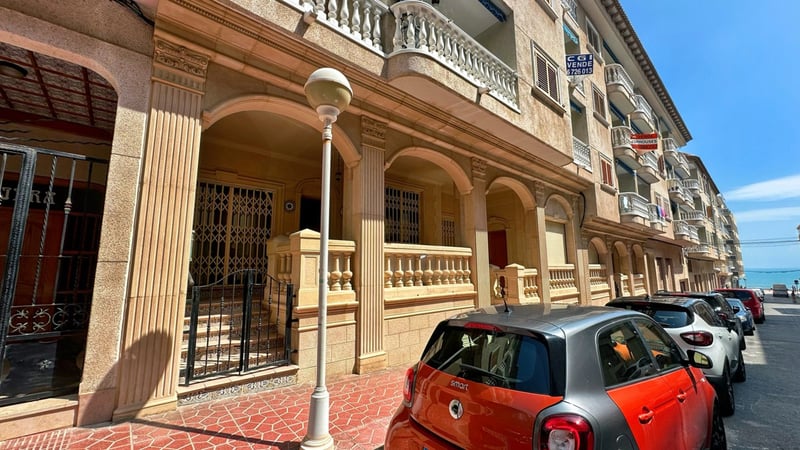 Apartment in Guardamar del Segura - view 1