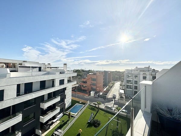Apartment in Villamartin - view 1