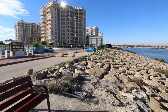 Apartment in Guardamar del Segura - view 1