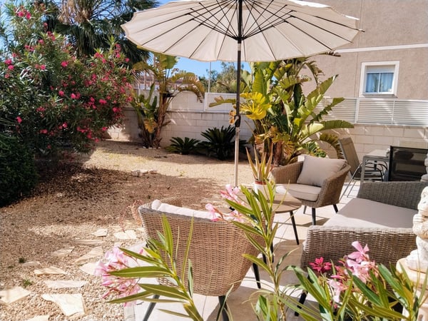 Villa in Santa Pola - view 1