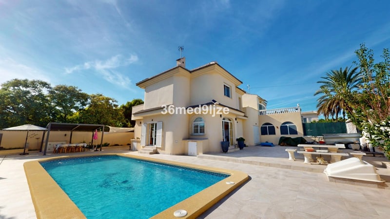 Villa in Los Narejos - view 1