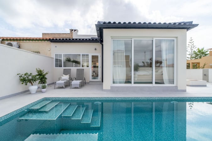 Villa in Torrevieja - view 1