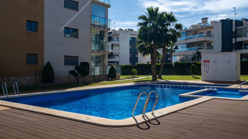 Apartment in Villamartin - view 1