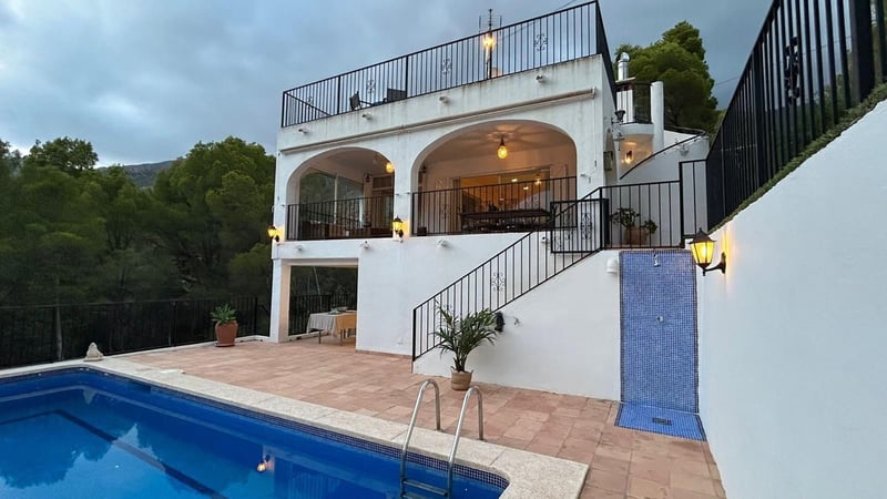 Villa in Calp - view 1