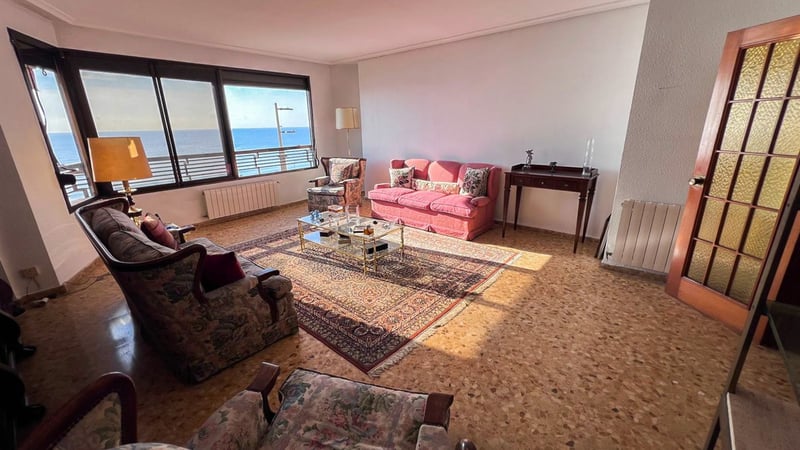 Apartment in Alicante - view 1