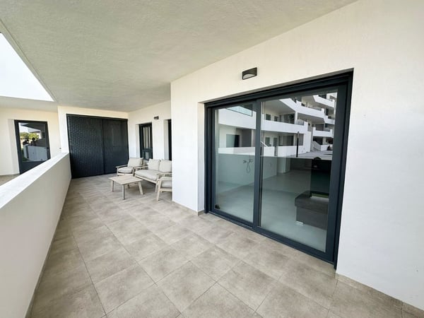 Apartment in San Miguel de Salinas - view 1