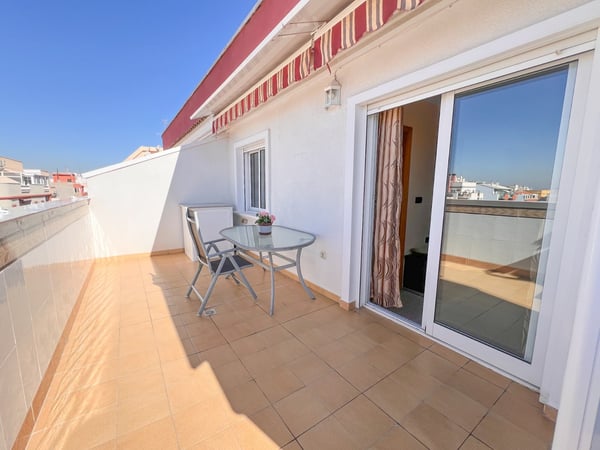 Apartment in Torrevieja - view 1